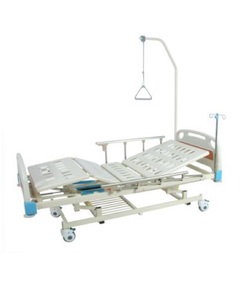 Кровать медицинская функциональная с механическим приводом Е-31 (3функции) ММ-24 с ростоматом и полкой